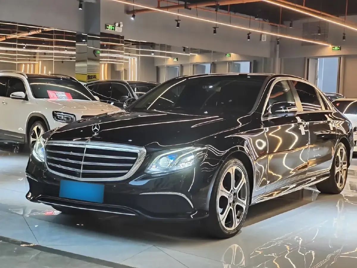 2018 Mercedes-Benz E Class 2.0T 245HP L4 9AT