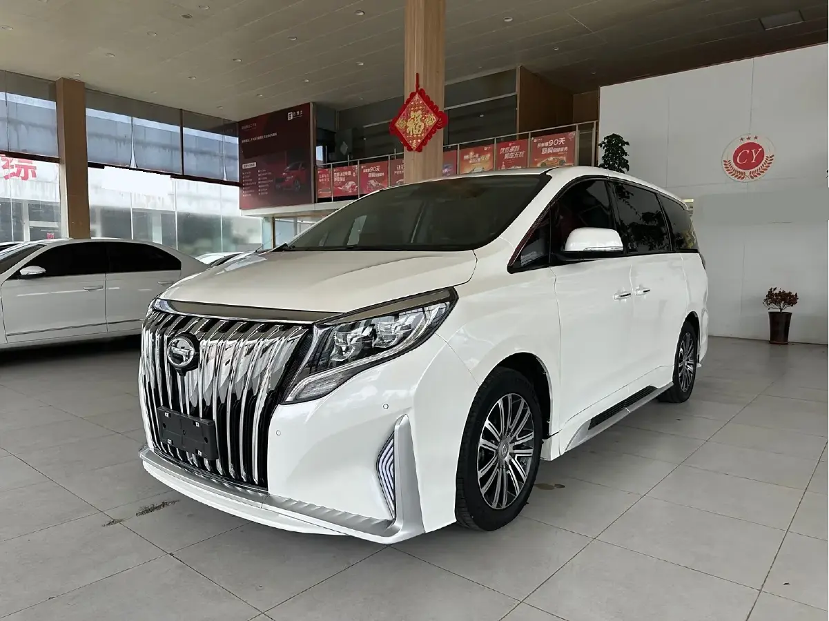 2021 GAC Trumpchi M8 2.0T 252HP L4 8AT