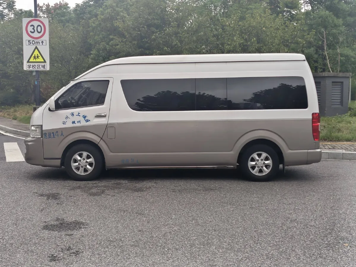 2012 JinBei Big Sea Lion 2.4L 139HP L4 5MT,autocango,china used car exporter,china ev exporter,chinese used car exporter,chinese used ev exporter