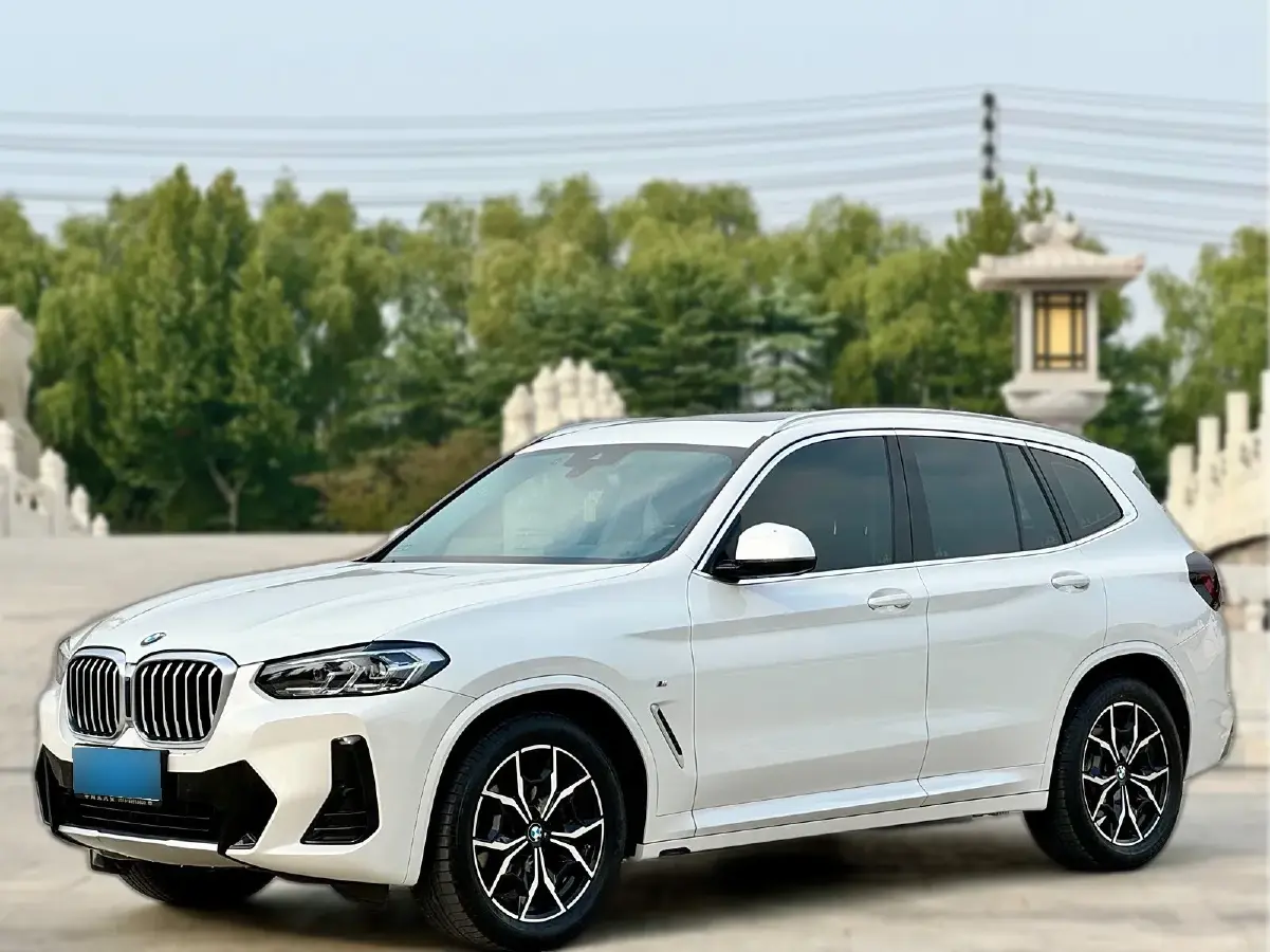 2022 BMW X3 2.0T 184HP L4 8AT