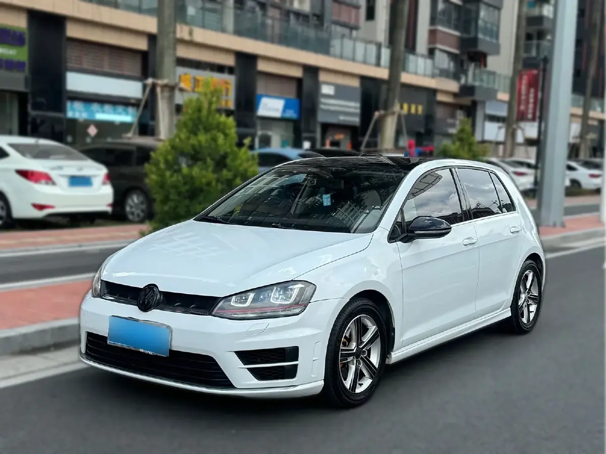 2015 Volkswagen Golf 1.4T 131HP L4 7DCT