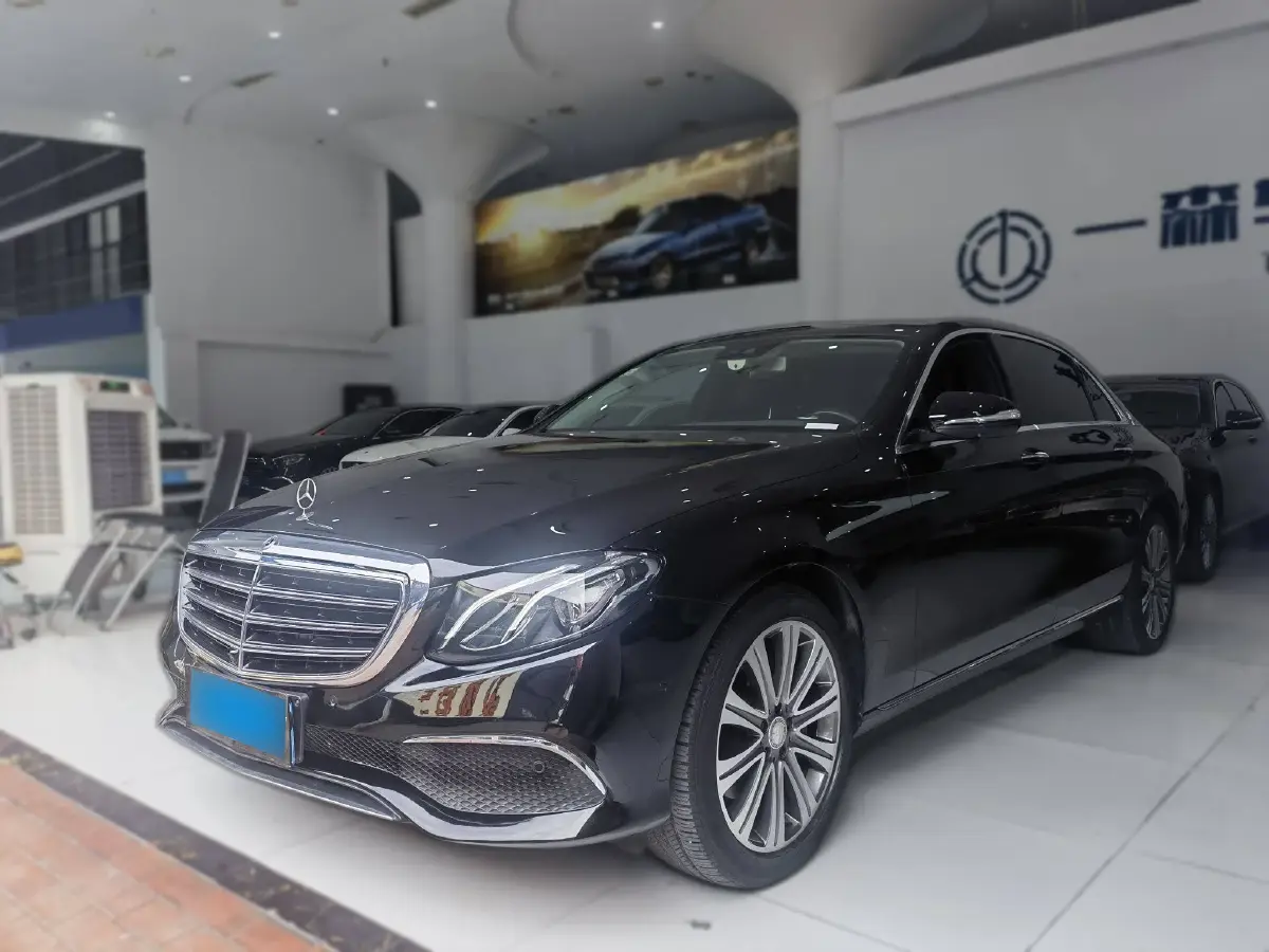 2016 Mercedes-Benz E Class 2.0T 245HP L4 9AT