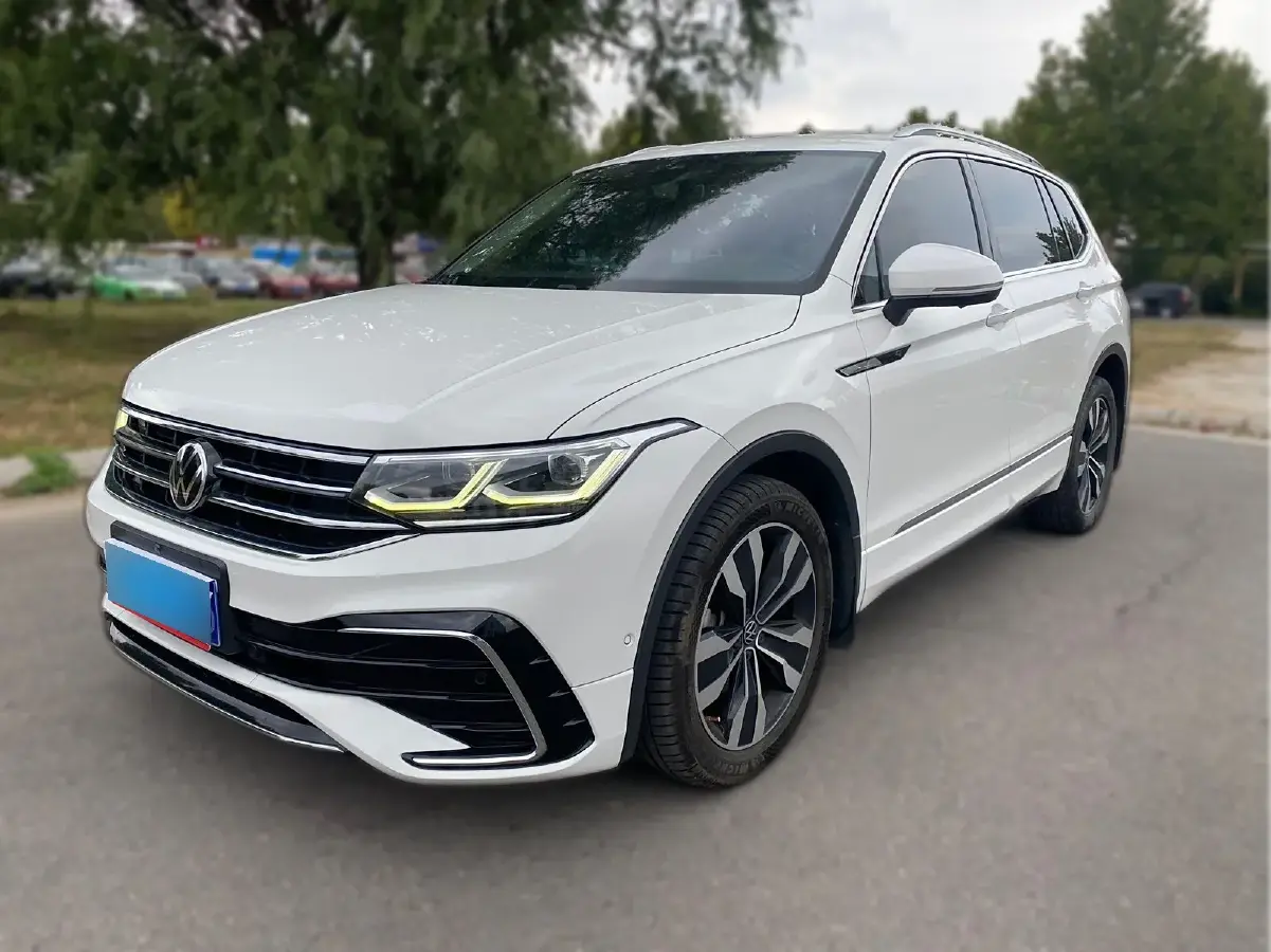 2022 Volkswagen Tiguan L 2.0T 186HP L4 7DCT