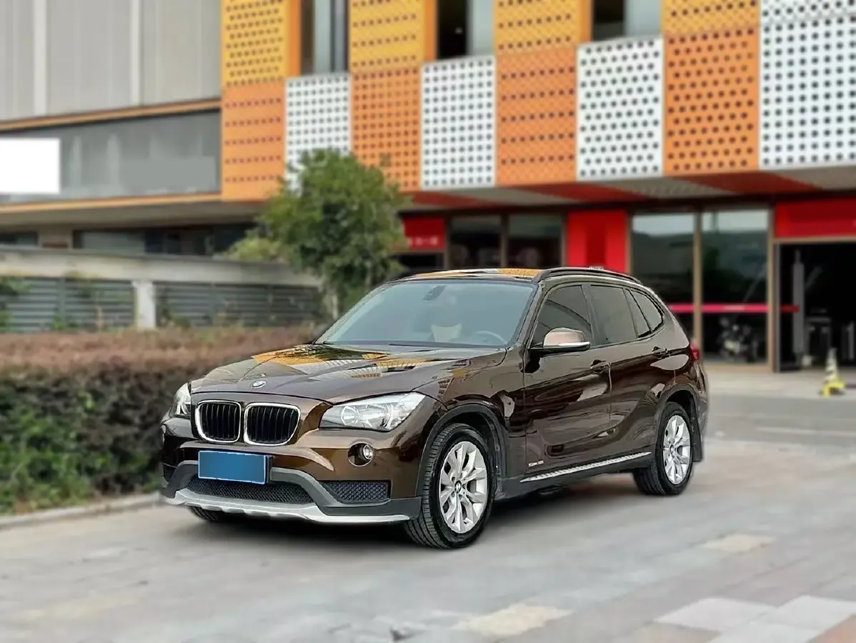 2014 BMW X1 2.0T 156HP L4 8AT