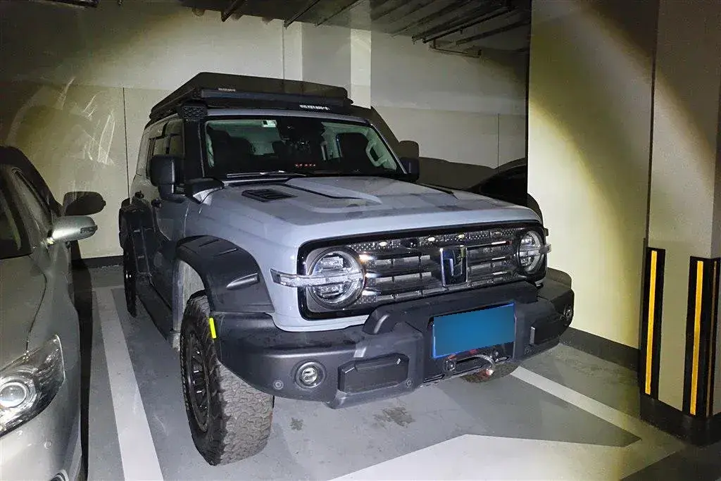 2022 Tank 300 2.0T 227HP L4 8AT