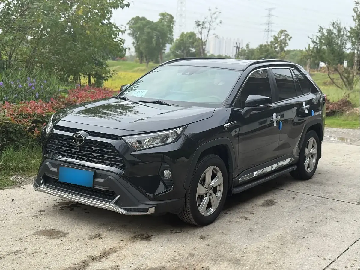 2021 Toyota RAV4 2.0L 171HP L4 CVT