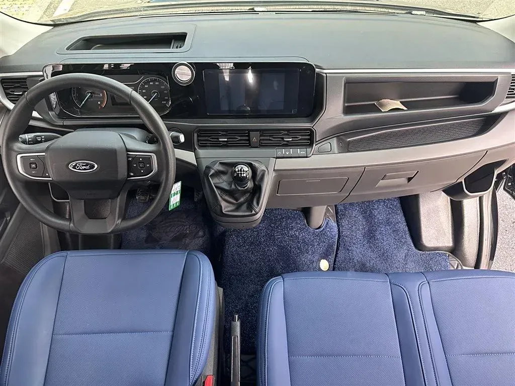 2024 Ford TransitT8 2.0T 154HP L4 6MT,autocango,china used car exporter,china ev exporter,chinese used car exporter,chinese used ev exporter