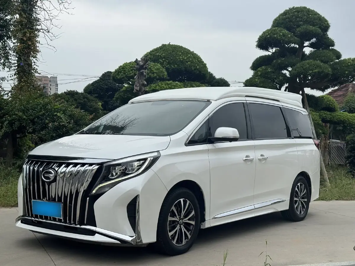 2021 GAC Trumpchi M8 2.0T 252HP L4 8AT