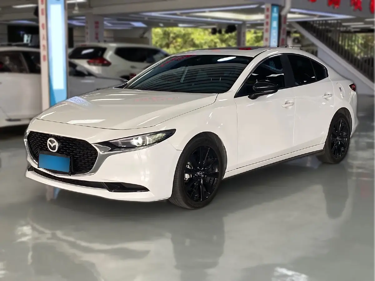 2022 Mazda 3 Axela 2.0L 158HP L4 6AT