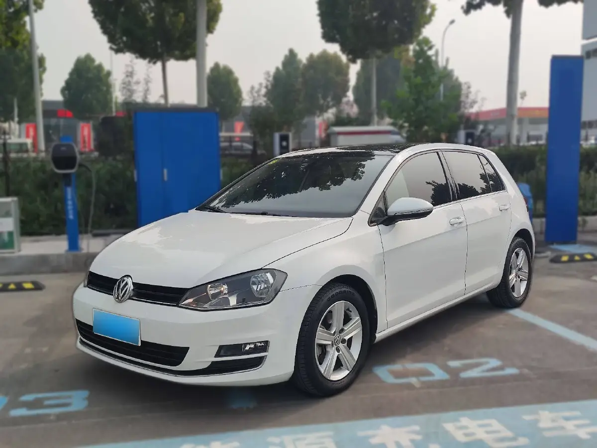 2015 Volkswagen Golf 1.4T 131HP L4 7DCT