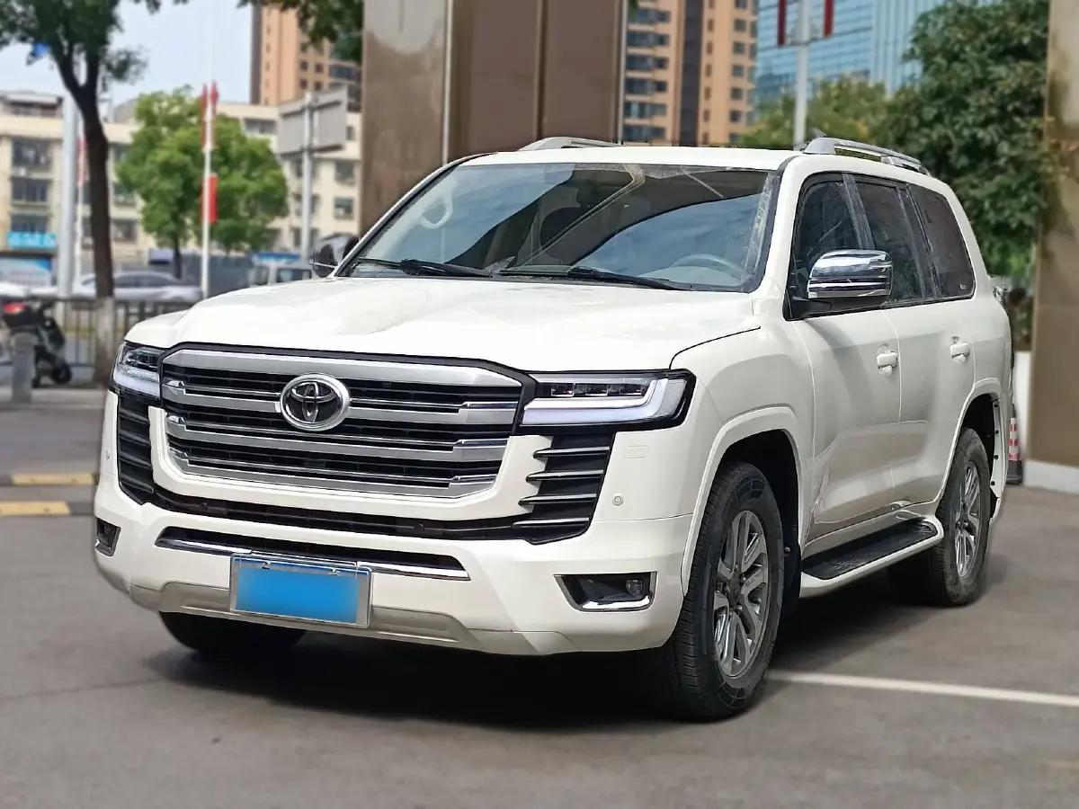 2015 Toyota Land Cruiser 4.0L 275HP V6 5AT