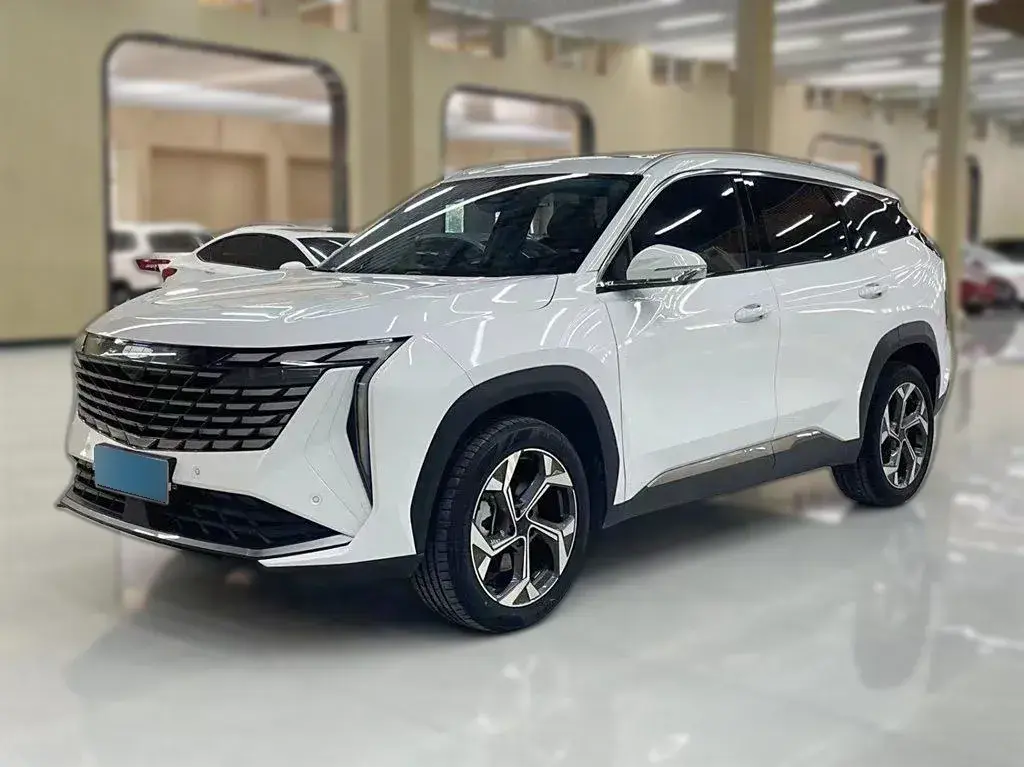 2023 Geely StarRay 1.5T 181HP L4 7DCT