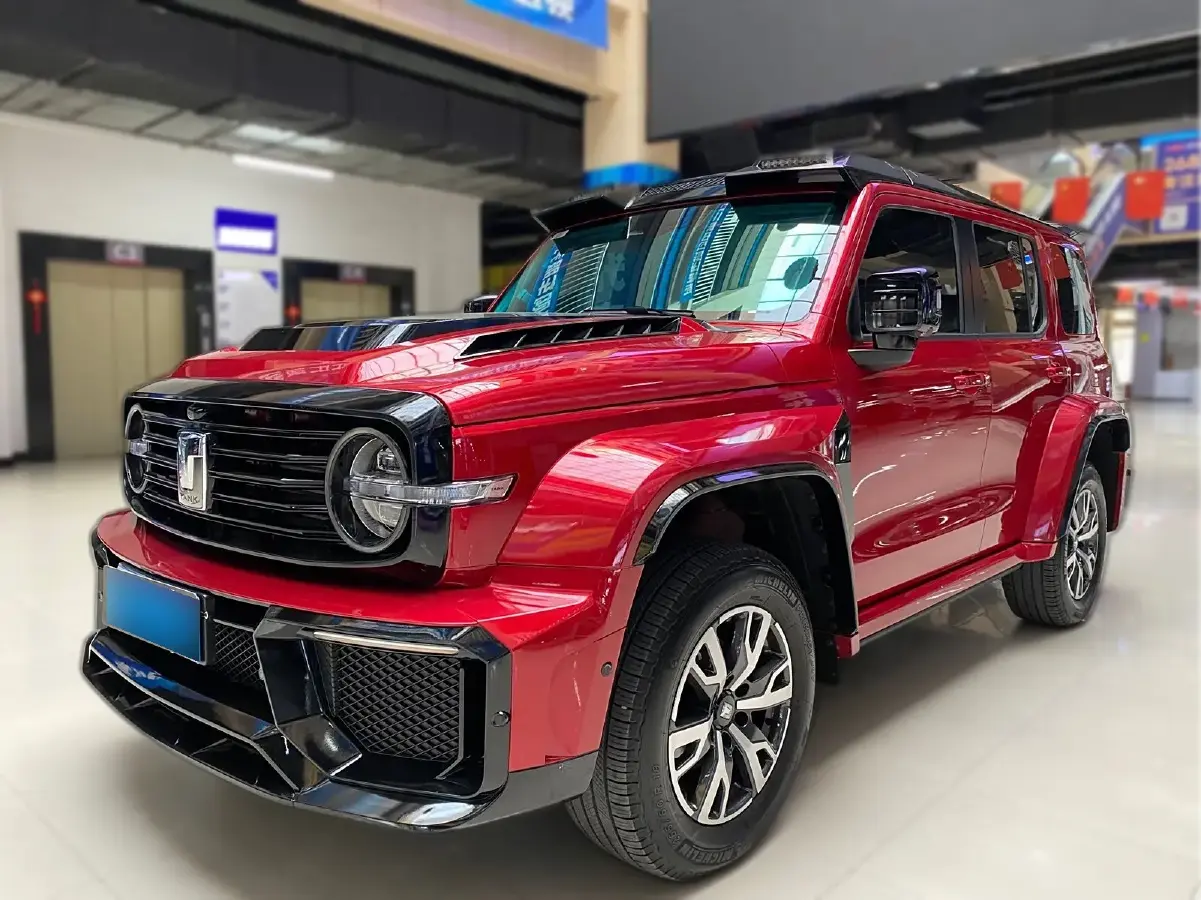 2023 Tank 300 2.0T 227HP L4 8AT