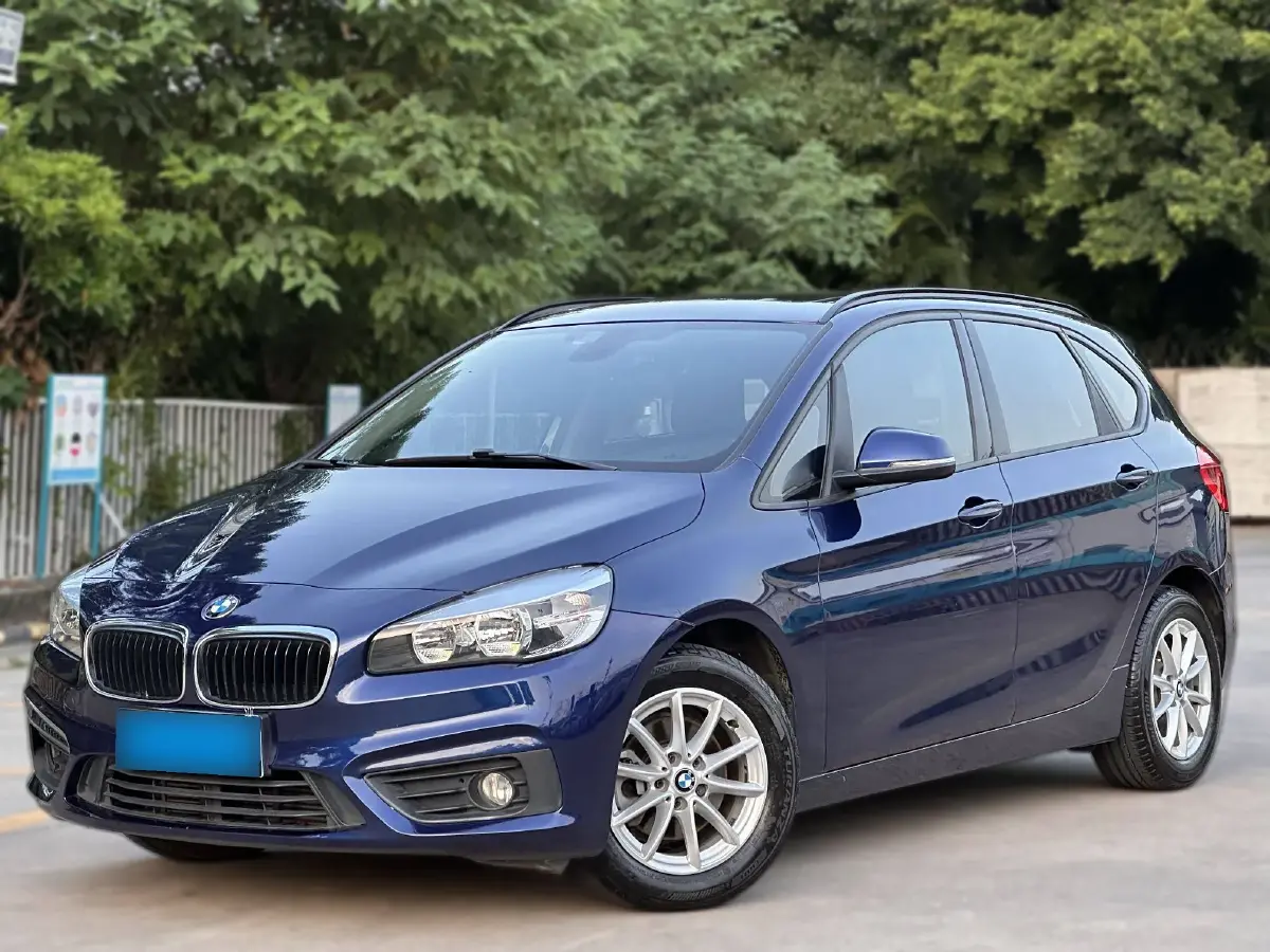 2016 BMW 2 Series Wagon 1.5T 136HP L3 6AT