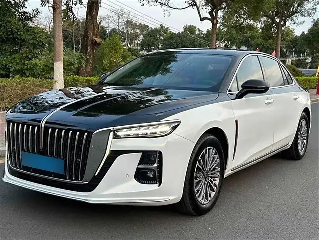 2023 HongQi H5 2.0T 224HP L4 8AT