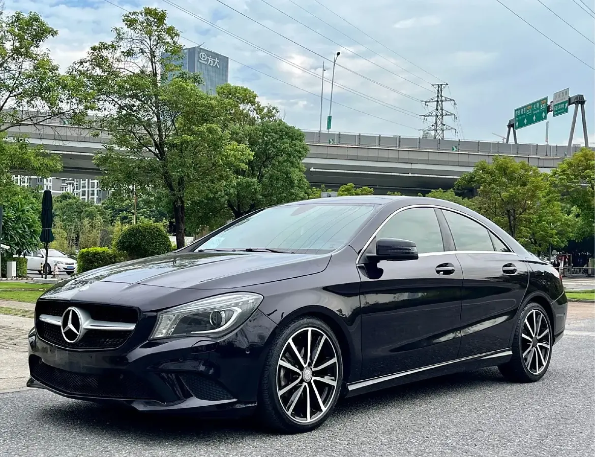 2016 Mercedes-Benz CLA Class 1.6T 156HP L4 7DCT
