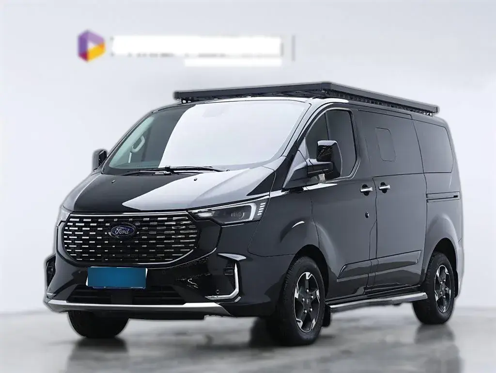 2023 Ford Tourneo 2.0T 220HP L4 9AT