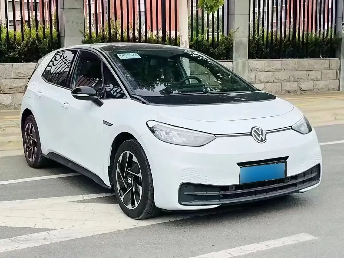 2024 Volkswagen ID.3 BEV 52.8KWH