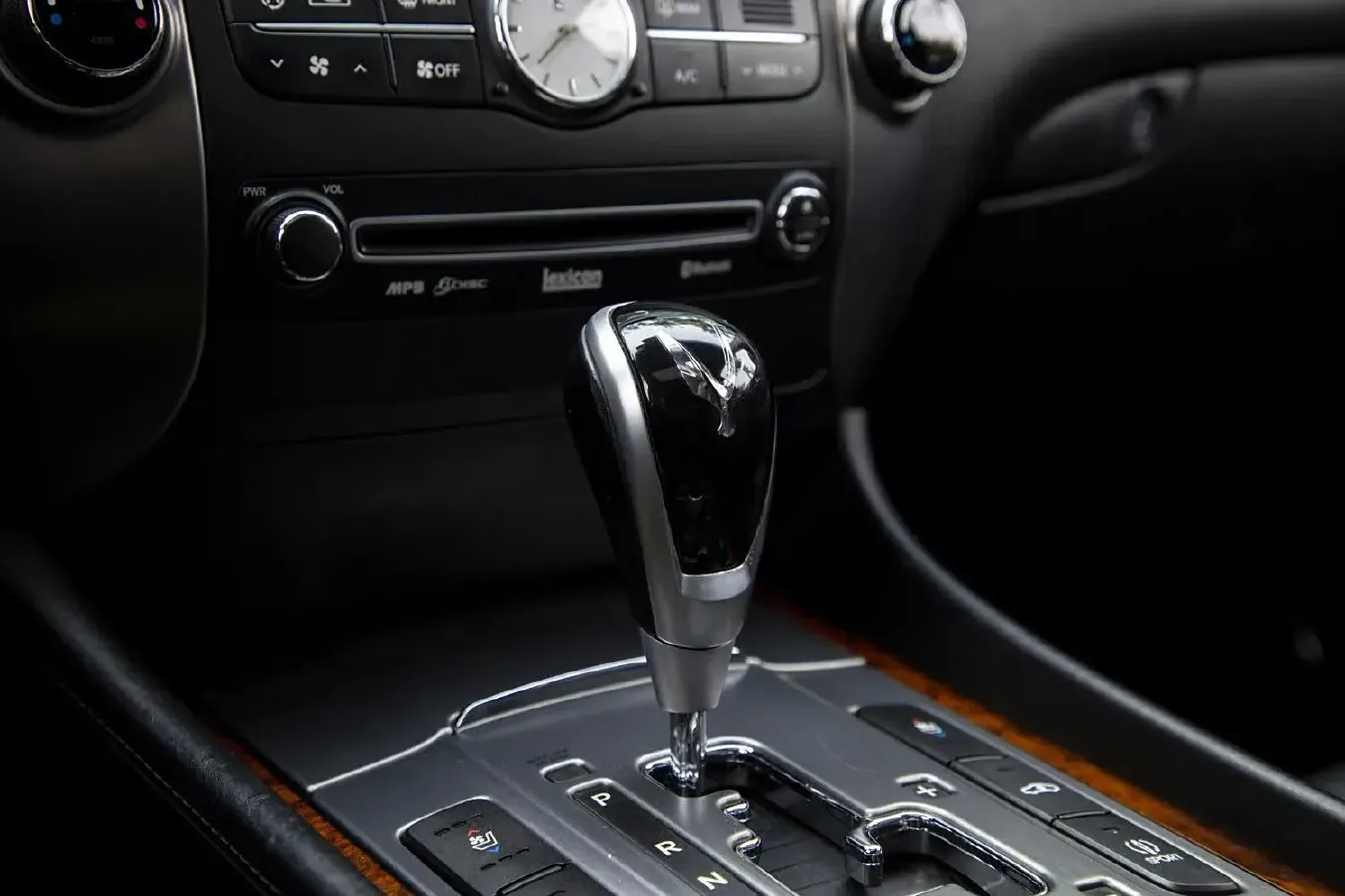 2012 Hyundai Equus 3.8L 335HP V6 8AT,autocango,china used car exporter,china ev exporter,chinese used car exporter,chinese used ev exporter