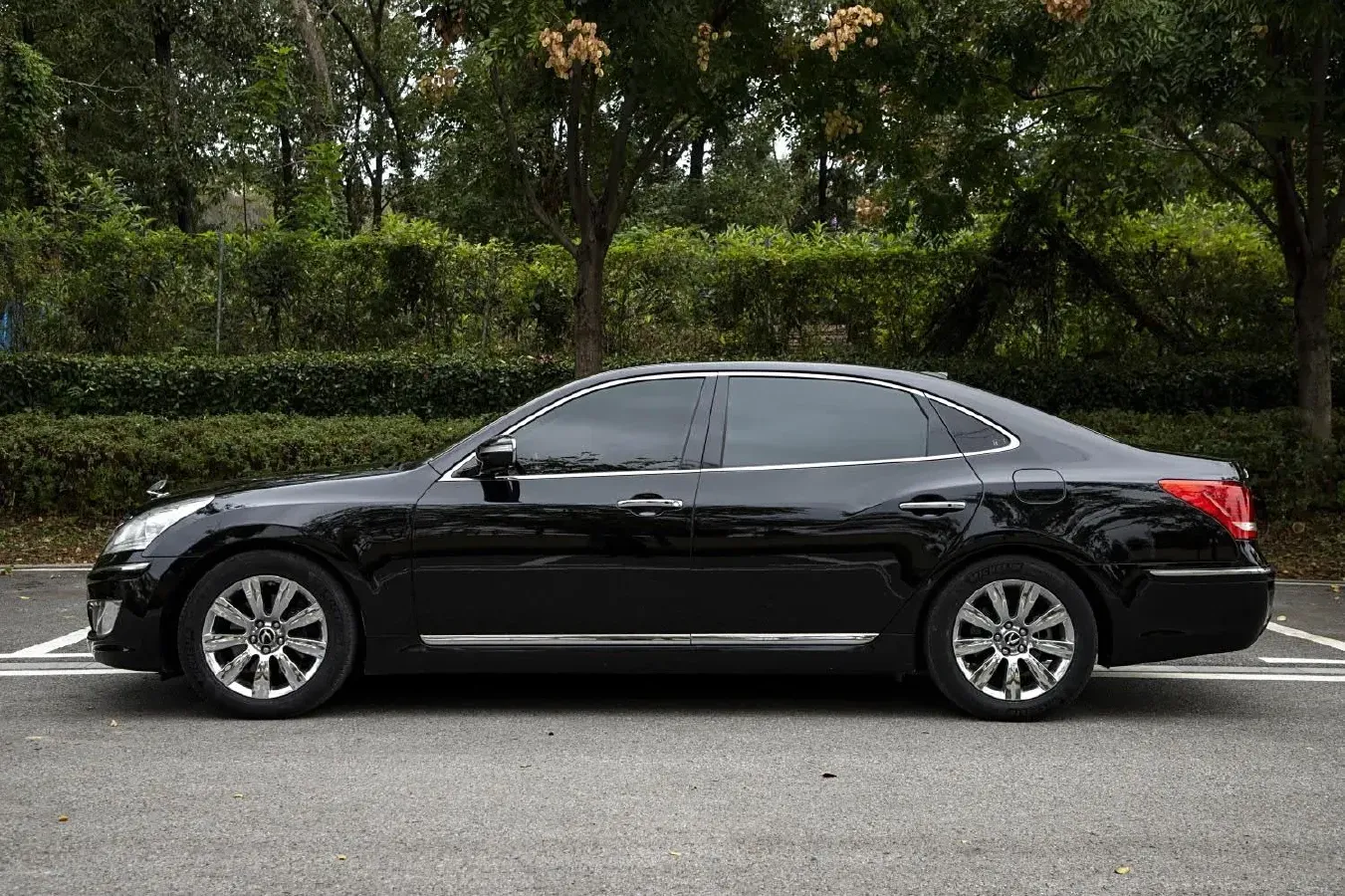 2012 Hyundai Equus 3.8L 335HP V6 8AT,autocango,china used car exporter,china ev exporter,chinese used car exporter,chinese used ev exporter