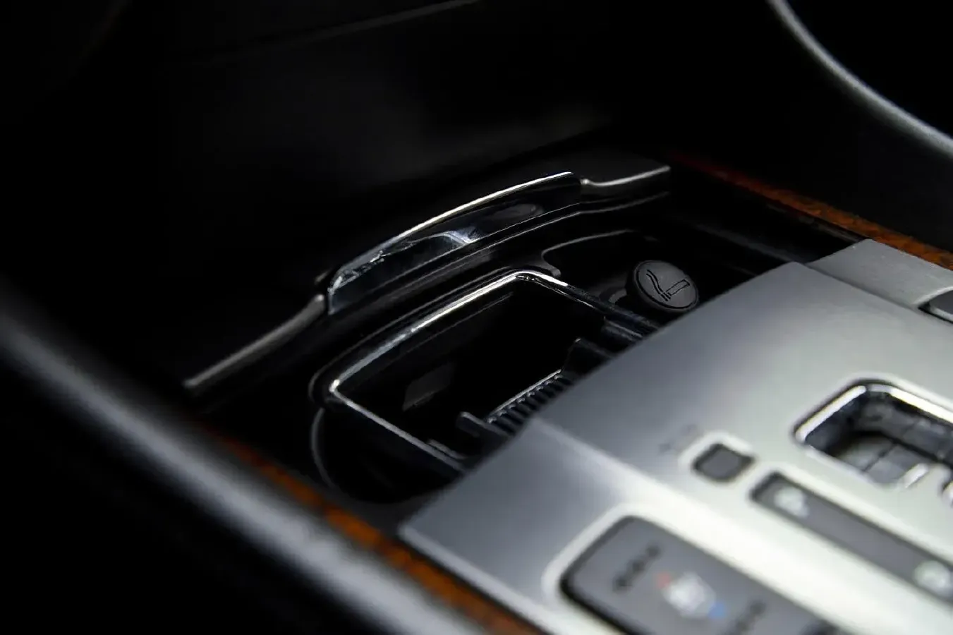 2012 Hyundai Equus 3.8L 335HP V6 8AT,autocango,china used car exporter,china ev exporter,chinese used car exporter,chinese used ev exporter