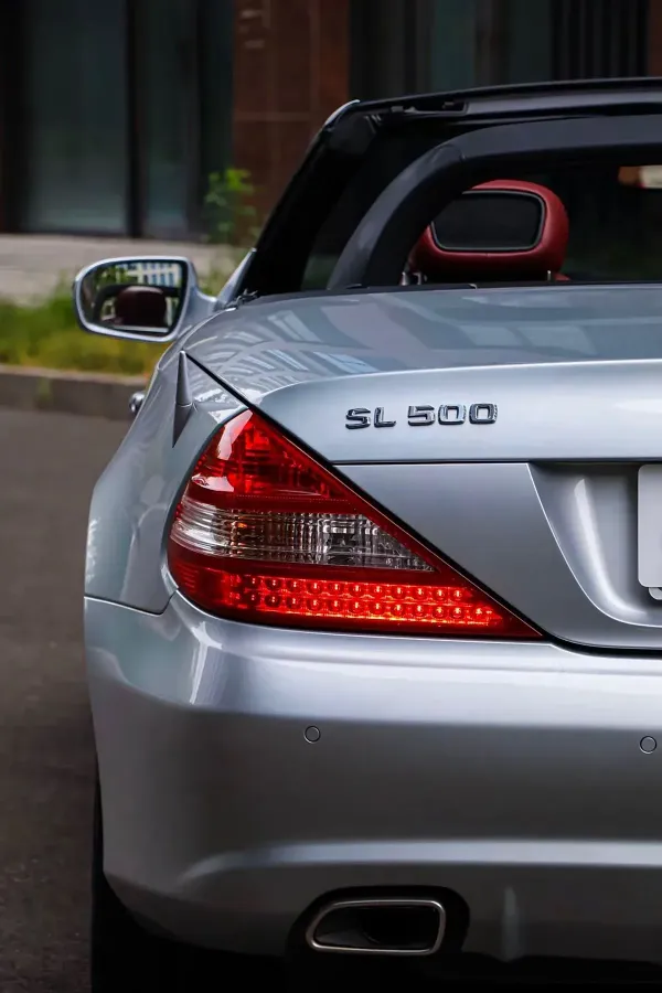 2011 Mercedes-Benz SL Class 5.5L 388HP V8 7AT,autocango,china used car exporter,china ev exporter,chinese used car exporter,chinese used ev exporter