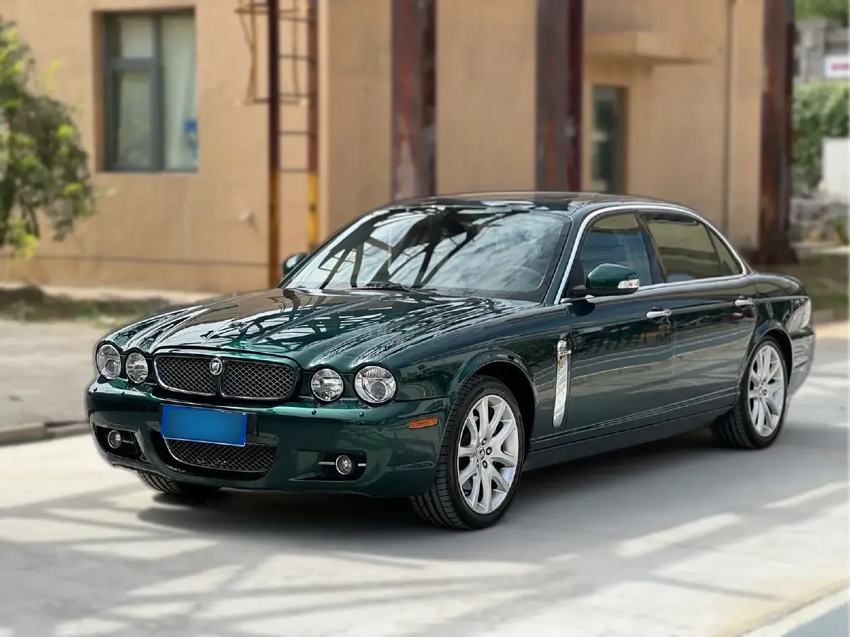 2007 Jaguar XJ 3.0L 244HP V6 6AT