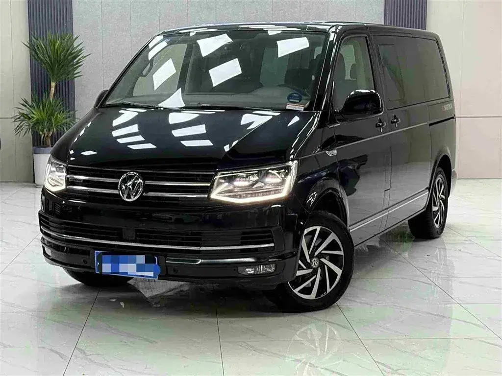 2018 Volkswagen Multivan 2.0T 204HP L4 7DCT