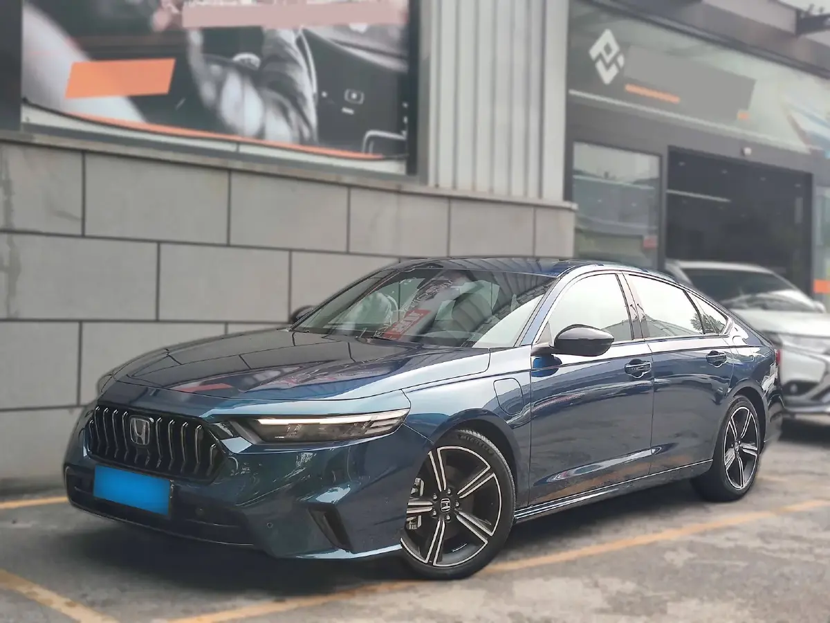 2023 Honda Inspire 2.0L 148HP L4 E-CVT PHEV