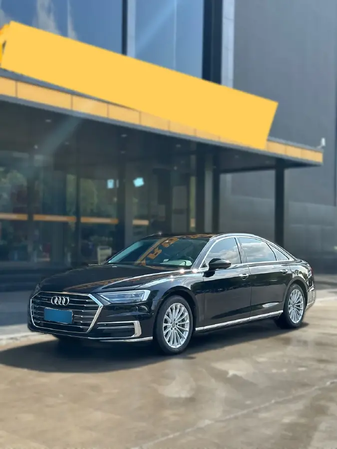 2018 Audi A8 3.0T 340HP V6 8AT