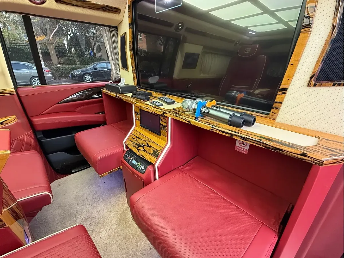 2017 Cadillac ESCALADE 6.2L 426HP V8 8AT,autocango,china used car exporter,china ev exporter,chinese used car exporter,chinese used ev exporter