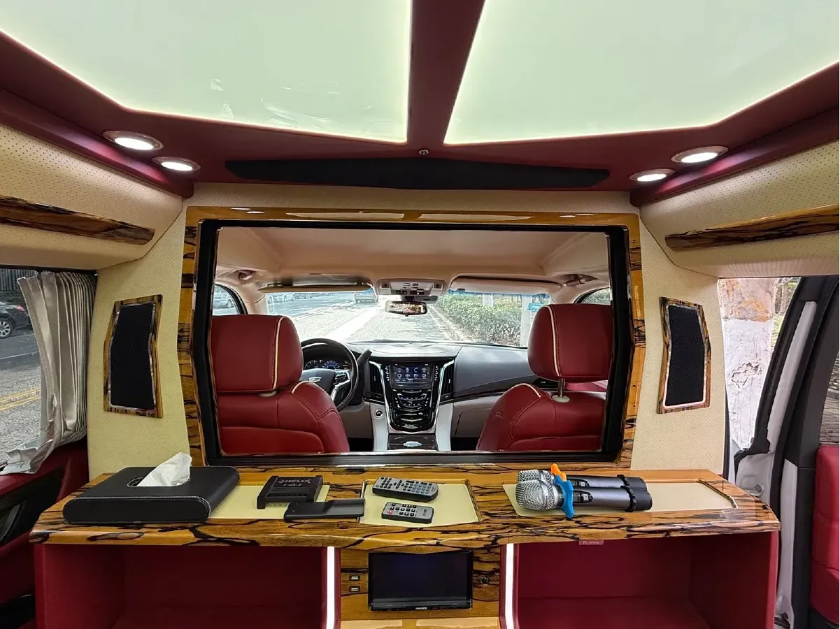 2017 Cadillac ESCALADE 6.2L 426HP V8 8AT,autocango,china used car exporter,china ev exporter,chinese used car exporter,chinese used ev exporter