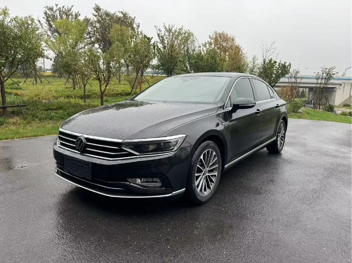 2020 Volkswagen Magotan 2.0T 220HP L4 7DCT