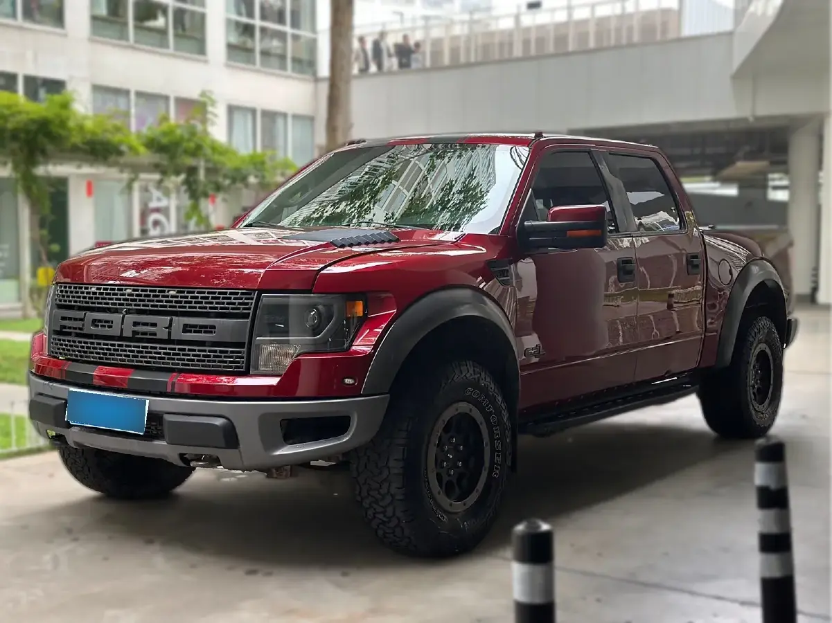 2014 Ford F-150 6.2L 412HP V8 6AT