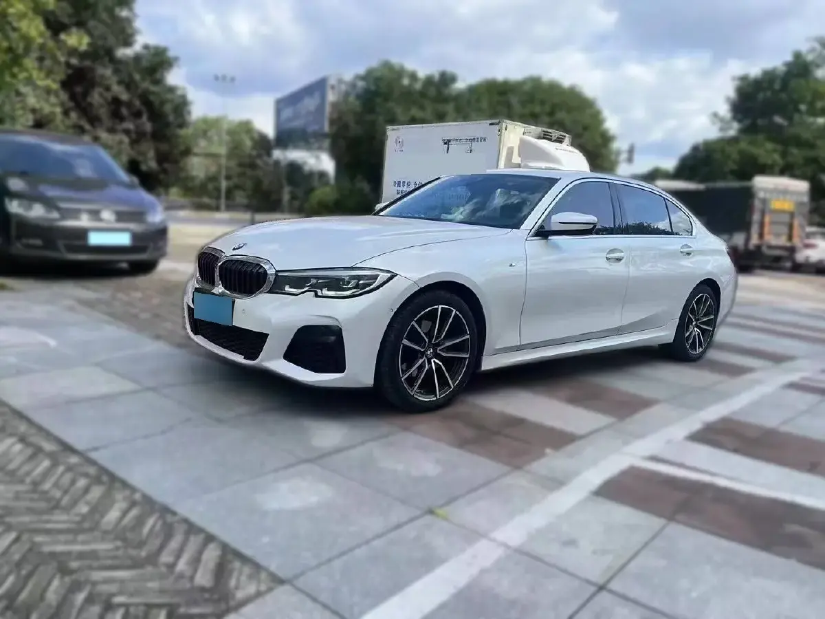 2020 BMW 3 Series 2.0T 184HP L4 8AT