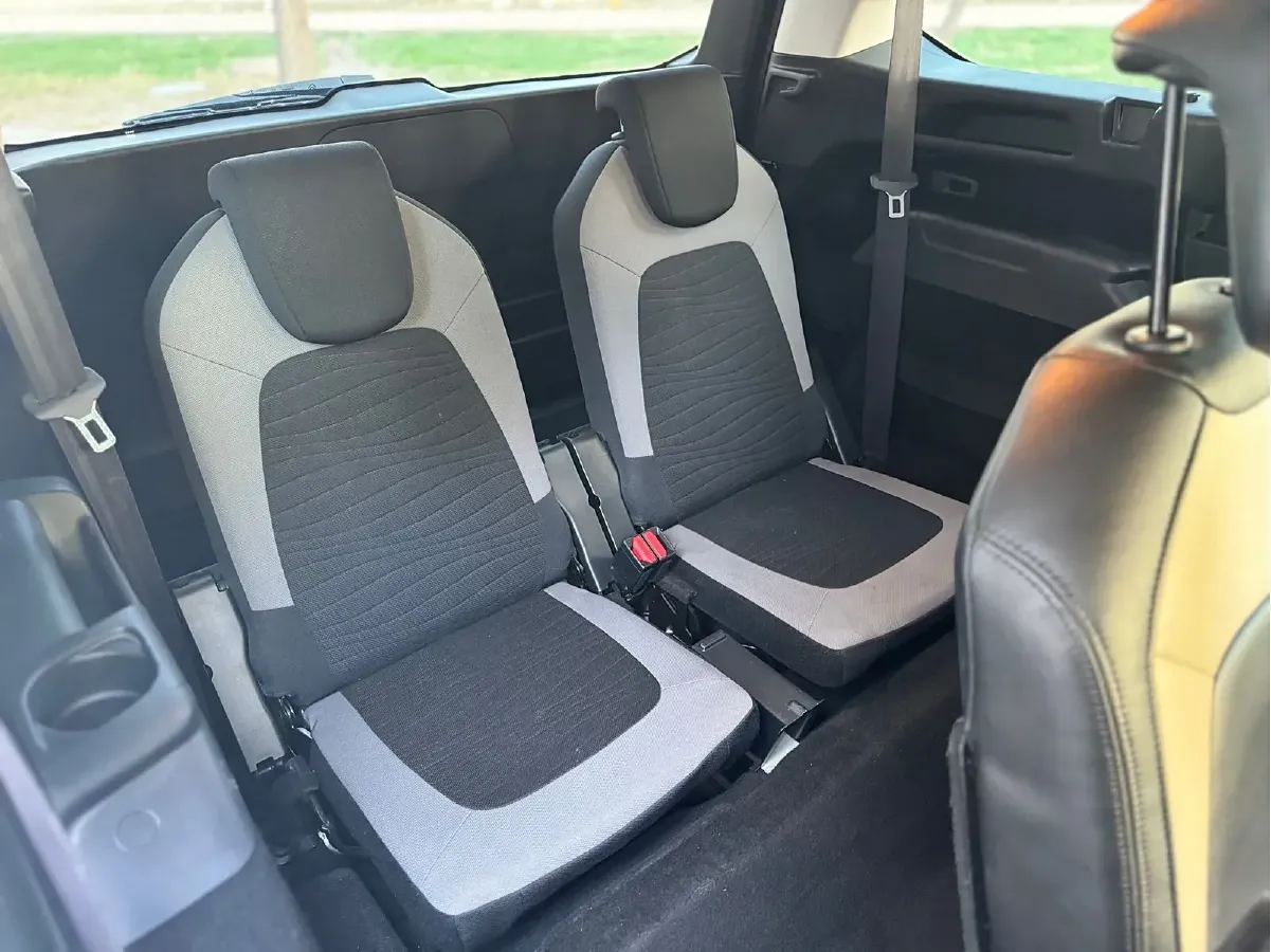 2015 Citroen C4 Picasso 1.6T 165HP L4 6AT,autocango,china used car exporter,china ev exporter,chinese used car exporter,chinese used ev exporter