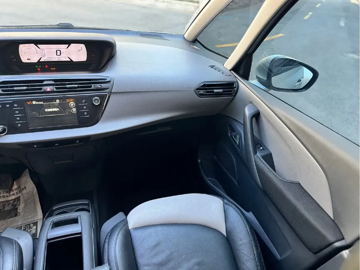 2015 Citroen C4 Picasso 1.6T 165HP L4 6AT,autocango,china used car exporter,china ev exporter,chinese used car exporter,chinese used ev exporter