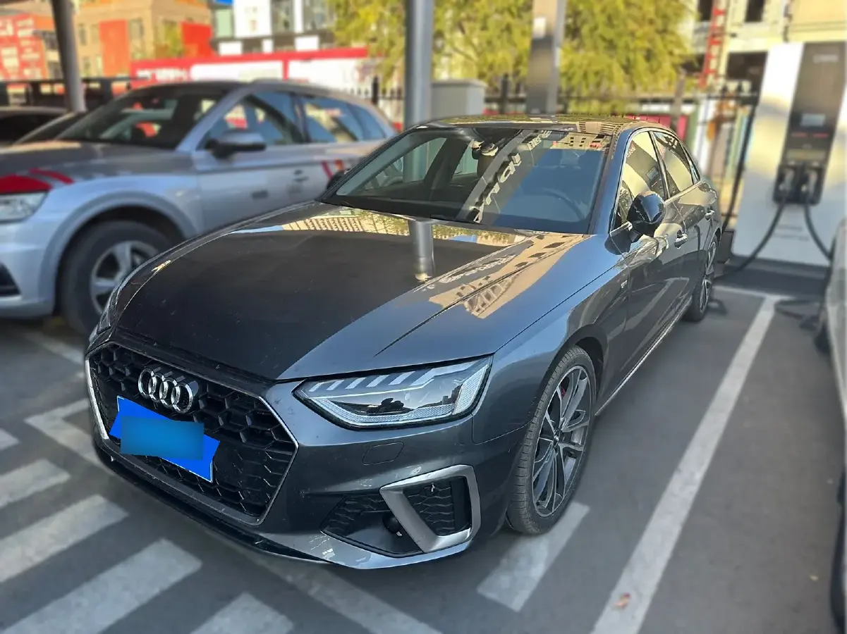 2020 Audi A4L 2.0T 252HP L4 7DCT