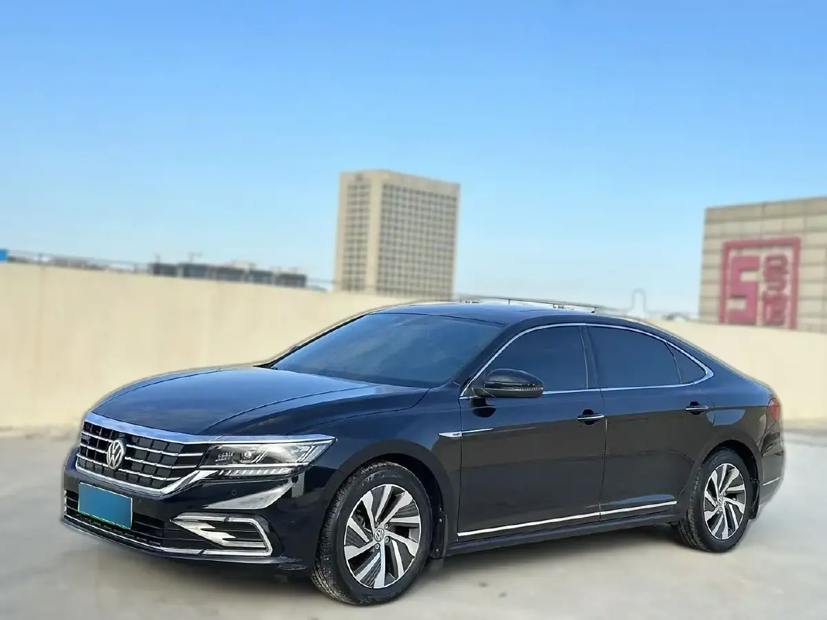2019 Volkswagen Passat 1.4T 150HP L4 6DCT PHEV 12.1KWH