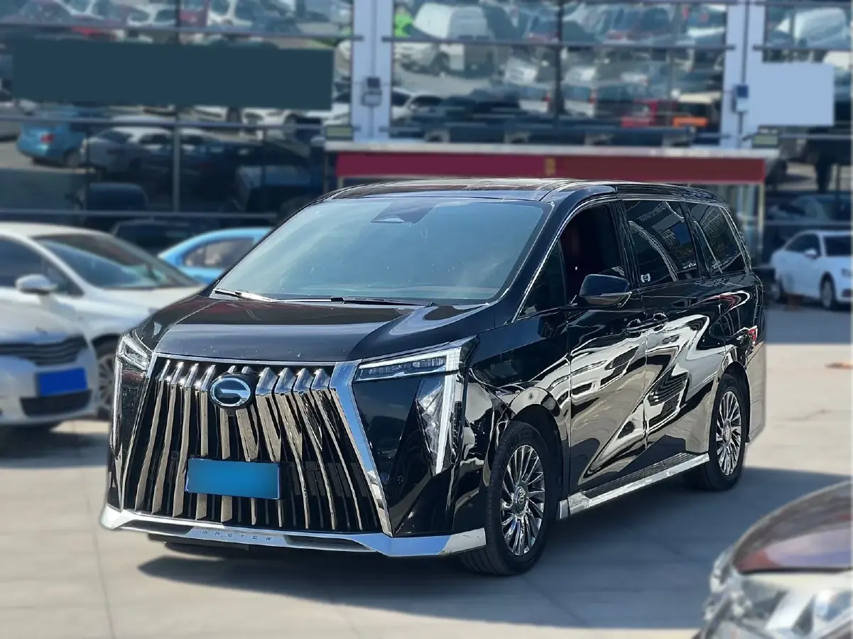 2023 GAC Trumpchi M8 2.0T 190HP L4 E-CVT Hybrid