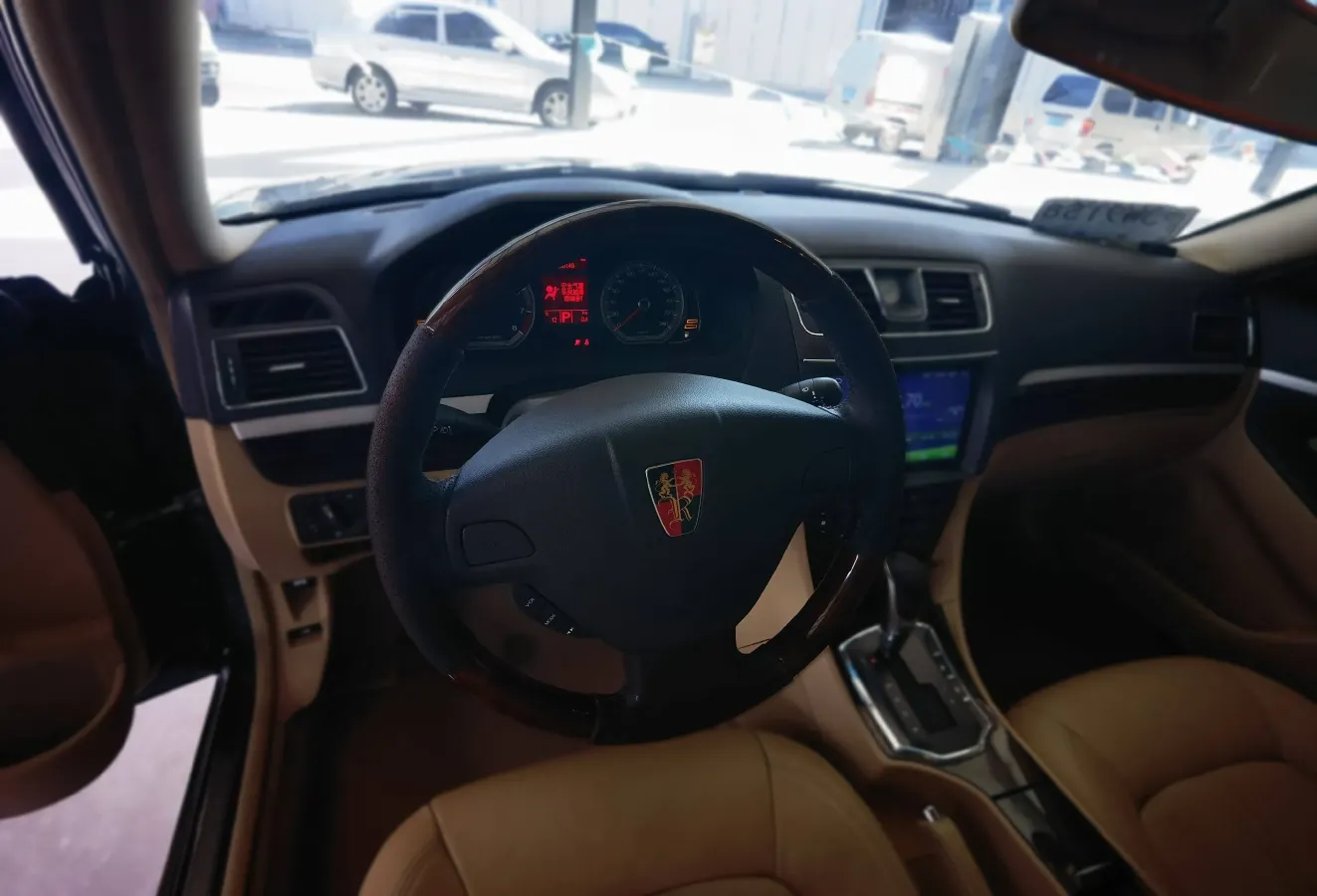 2011 Roewe 750 1.8T 160HP L4 5AT,autocango,china used car exporter,china ev exporter,chinese used car exporter,chinese used ev exporter