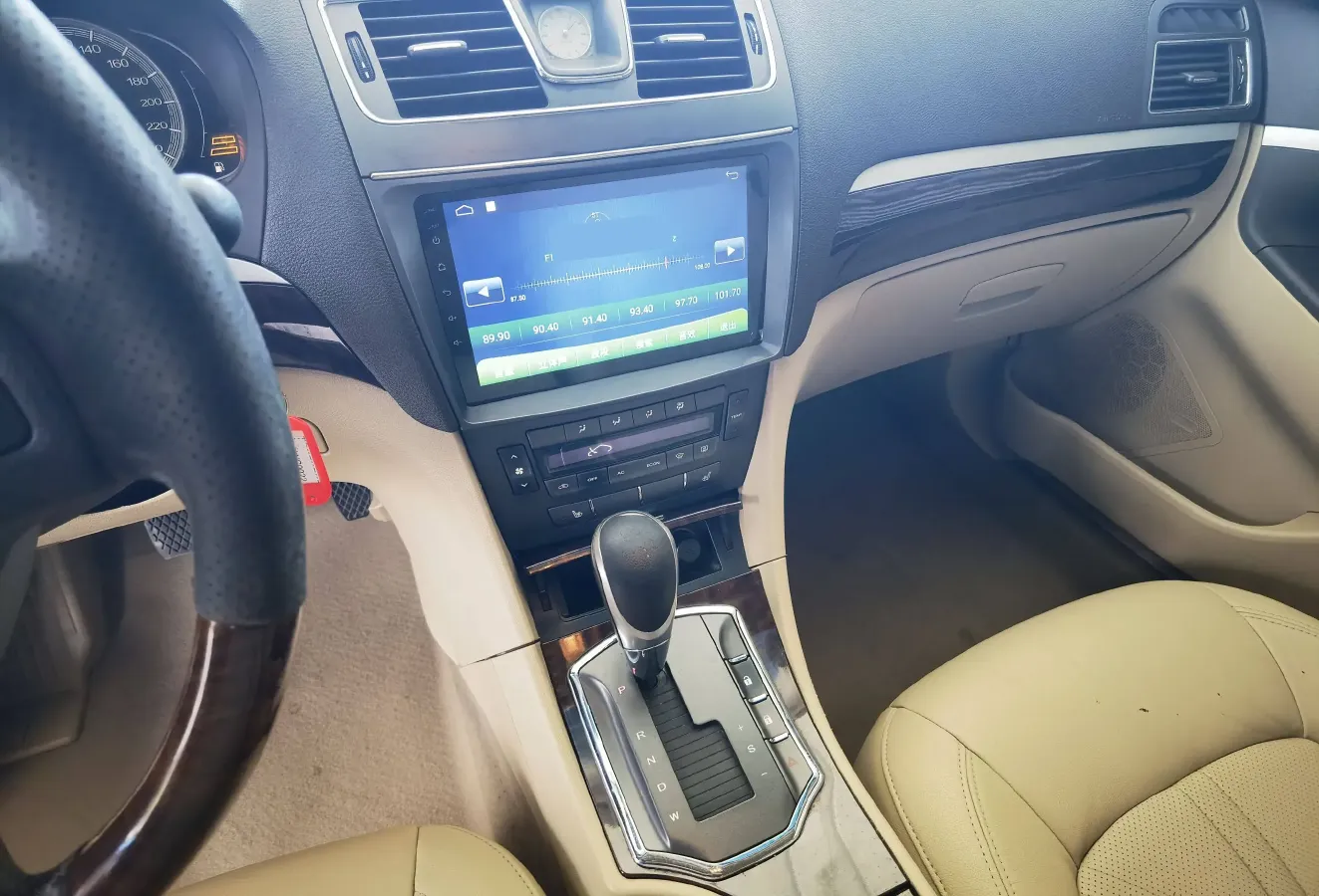 2011 Roewe 750 1.8T 160HP L4 5AT,autocango,china used car exporter,china ev exporter,chinese used car exporter,chinese used ev exporter