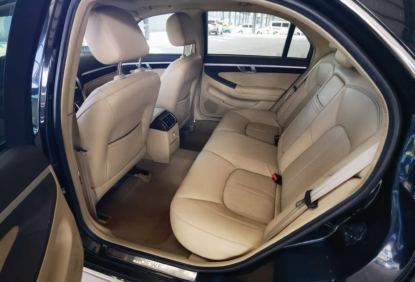 2011 Roewe 750 1.8T 160HP L4 5AT,autocango,china used car exporter,china ev exporter,chinese used car exporter,chinese used ev exporter