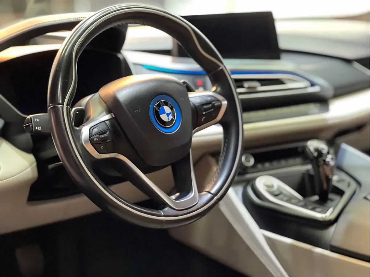 2014 BMW i8 1.5T 231HP L3 6AT PHEV 7.1KWH,autocango,china used car exporter,china ev exporter,chinese used car exporter,chinese used ev exporter