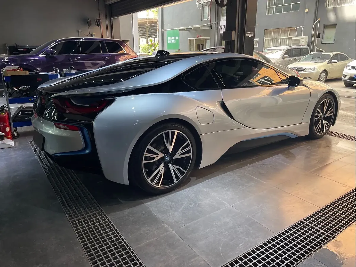 2014 BMW i8 1.5T 231HP L3 6AT PHEV 7.1KWH,autocango,china used car exporter,china ev exporter,chinese used car exporter,chinese used ev exporter