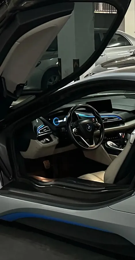 2014 BMW i8 1.5T 231HP L3 6AT PHEV 7.1KWH,autocango,china used car exporter,china ev exporter,chinese used car exporter,chinese used ev exporter