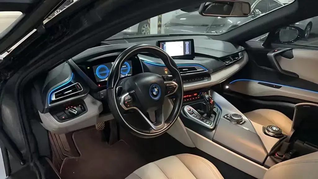 2014 BMW i8 1.5T 231HP L3 6AT PHEV 7.1KWH,autocango,china used car exporter,china ev exporter,chinese used car exporter,chinese used ev exporter