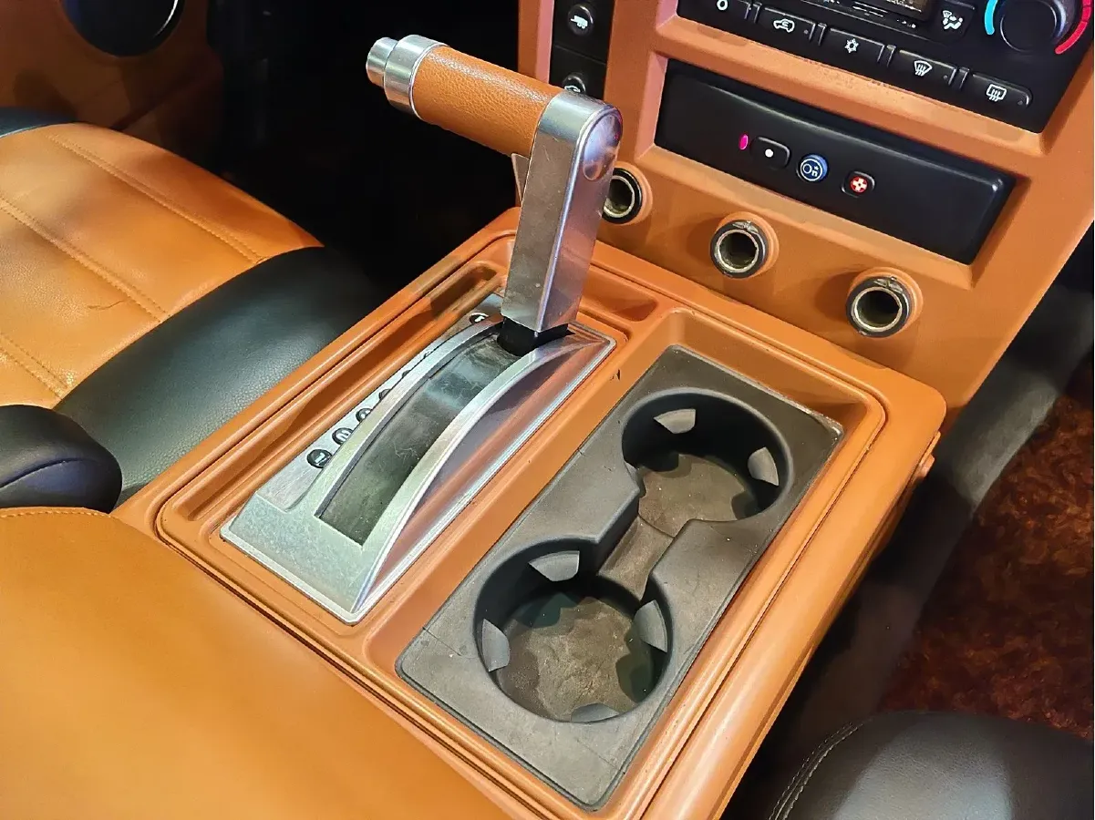 2004 Hummer H2 6.0L 398HP V8 4AT,autocango,china used car exporter,china ev exporter,chinese used car exporter,chinese used ev exporter