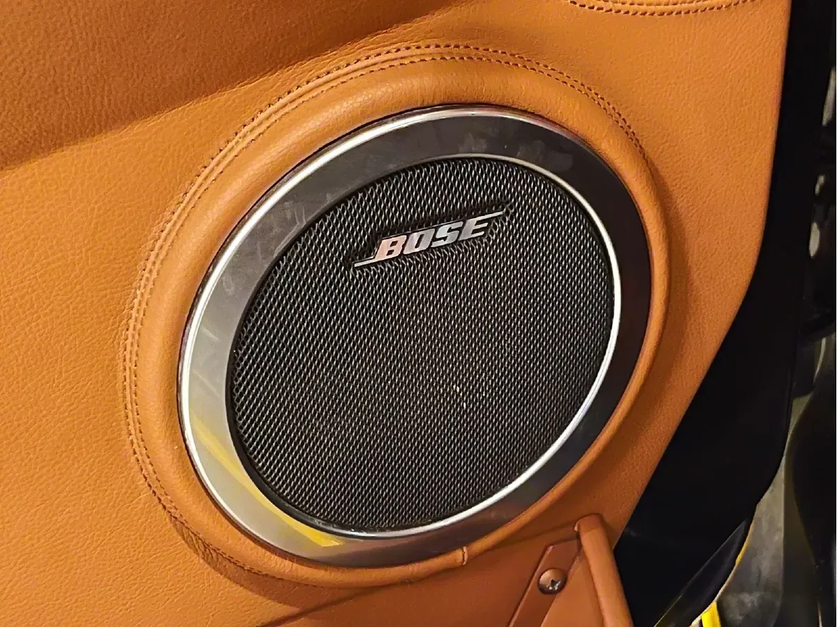 2004 Hummer H2 6.0L 398HP V8 4AT,autocango,china used car exporter,china ev exporter,chinese used car exporter,chinese used ev exporter