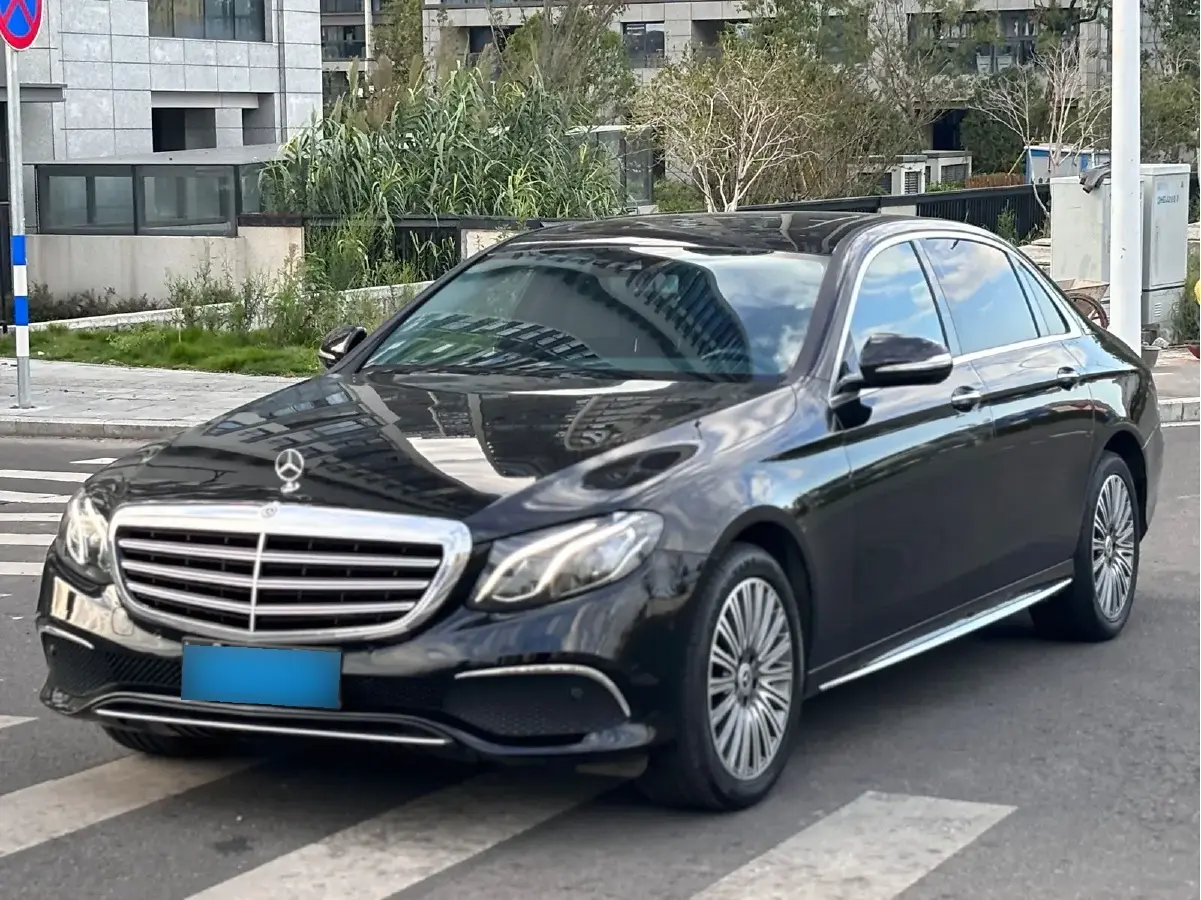 2016 Mercedes-Benz E Class 2.0T 245HP L4 9AT